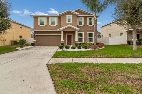 Casa en venta en Zephyrhills, Florida, 4 dormitorios, 250.93 m2 № 2105829 - foto 11