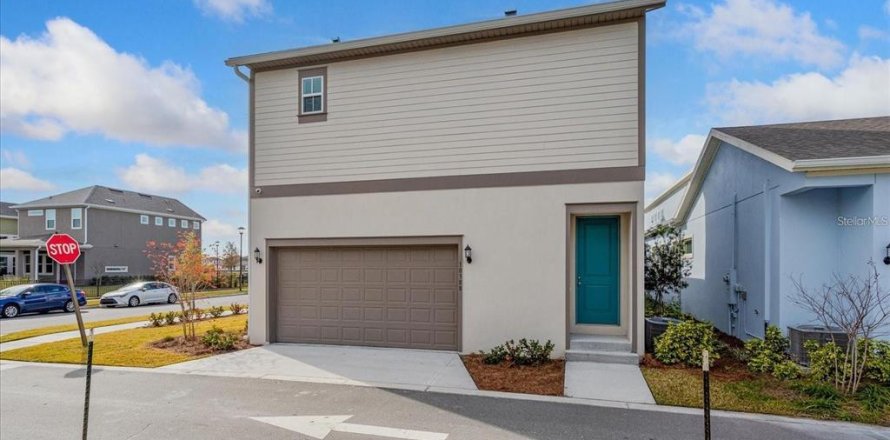 House in Orlando, Florida 1 bedroom, 70.88 sq.m. № 2218154