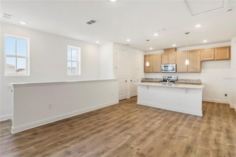 House in Orlando, Florida 1 bedroom, 70.88 sq.m. № 2218154 - photo 4