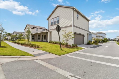 House in Orlando, Florida 1 bedroom, 70.88 sq.m. № 2218154 - photo 2