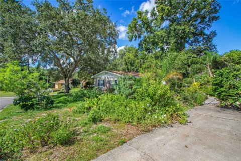 House in Minneola, Florida 3 bedrooms, 94.57 sq.m. № 1883981 - photo 9