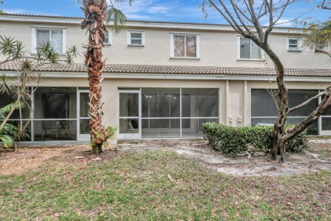 Adosado en alquiler en West Palm Beach, Florida, 2 dormitorios, 122.91 m2 № 1044025 - foto 1