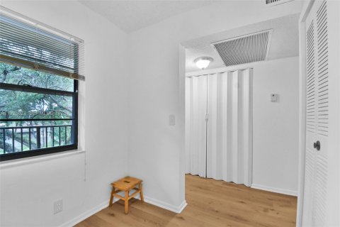 Купить кондоминиум в Плантация, Флорида 2 спальни, № 2035280 - фото 3