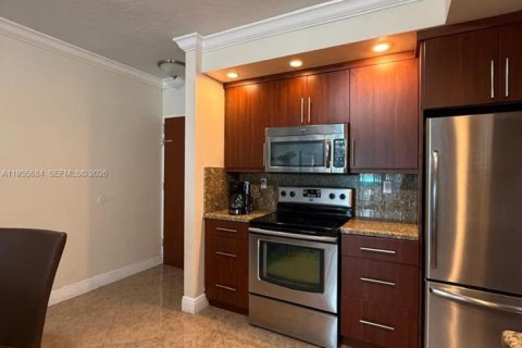 Copropriété à vendre à Hollywood, Floride: 1 chambre, 81.2 m2 № 2009690 - photo 3