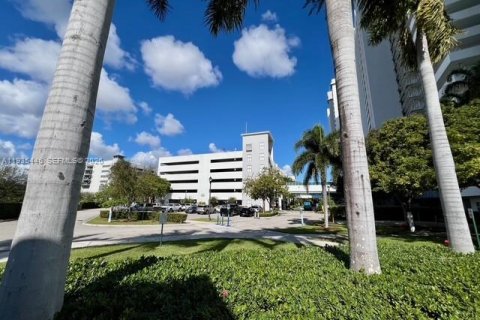 Купить кондоминиум в Норт-Майами, Флорида 2 спальни, 148.92м2, № 2053693 - фото 26