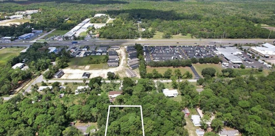 Terrain à Homosassa, Floride № 2202644