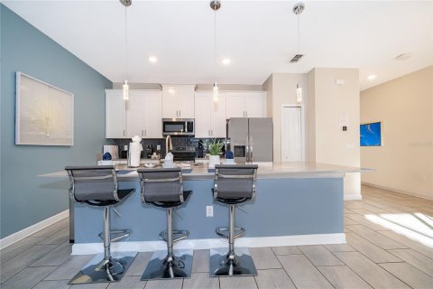 Townhouse in STOREY LAKE in Kissimmee, Florida 4 bedrooms, 177.81 sq.m. № 2099386 - photo 9