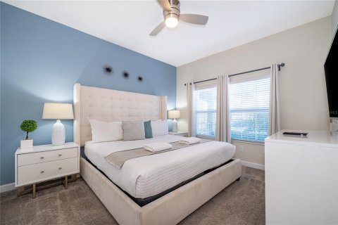 Townhouse in STOREY LAKE in Kissimmee, Florida 4 bedrooms, 177.81 sq.m. № 2099386 - photo 13