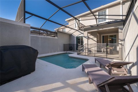 Townhouse in STOREY LAKE in Kissimmee, Florida 4 bedrooms, 177.81 sq.m. № 2099386 - photo 24