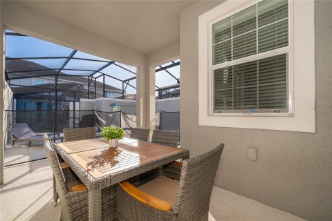 Townhouse in STOREY LAKE in Kissimmee, Florida 4 bedrooms, 177.81 sq.m. № 2099386 - photo 26