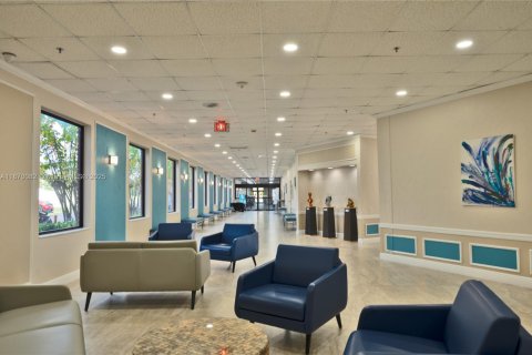 Condominio en venta en Deerfield Beach, Florida, 2 dormitorios, 79.9 m2 № 2034141 - foto 19