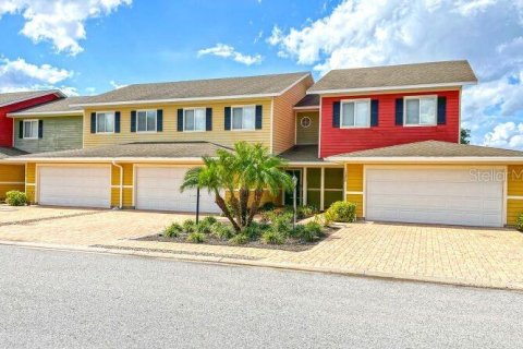 Снять в аренду таунхаус в Уинтер-Хейвен, Флорида 2 спальни, 339.46м2, № 1902319 - фото 1
