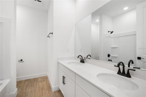 Casa en venta en Weeki Wachee, Florida, 4 dormitorios, 178.28 m2 № 1614004 - foto 26