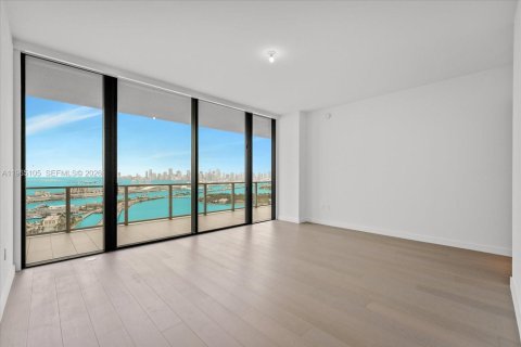 Condo in Miami Beach, Florida, 3 bedrooms  № 2026467 - photo 4