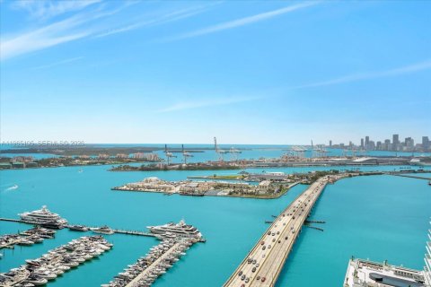 Condo in Miami Beach, Florida, 3 bedrooms  № 2026467 - photo 28
