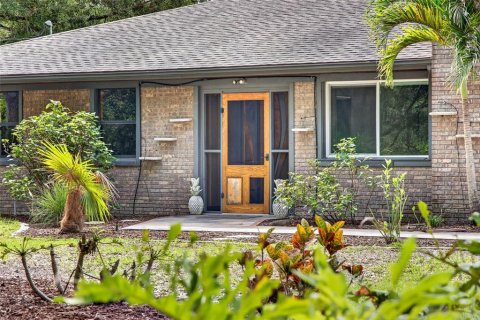 Villa ou maison à vendre à Punta Gorda, Floride: 4 chambres, 270.9 m2 № 2280271 - photo 3