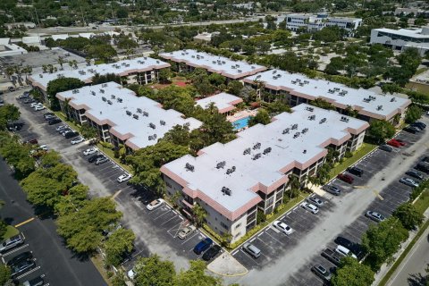 Condo à Pompano Beach, Floride, 2 chambres № 2247623
