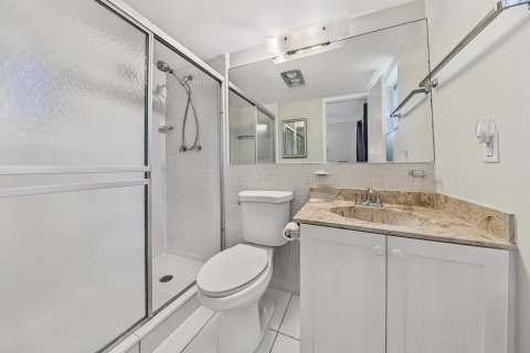 Купить кондоминиум в Помпано-Бич, Флорида 3 комнаты, 81.75м2, № 2247623 - фото 30