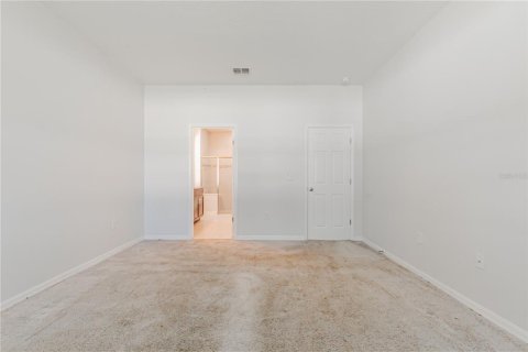 House in Haines City, Florida 4 bedrooms, 174.28 sq.m. № 2107238 - photo 22