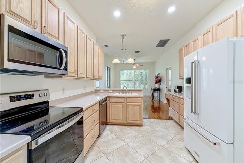 Casa en venta en Leesburg, Florida, 3 dormitorios, 261.61 m2 № 2266471 - foto 14