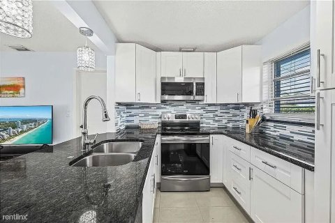 Appartement à louer à Fort Lauderdale, Floride: 1 chambre, 231.51 m2 № 2403782 - photo 11