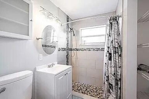 Appartement à louer à Fort Lauderdale, Floride: 1 chambre, 231.51 m2 № 2403782 - photo 2