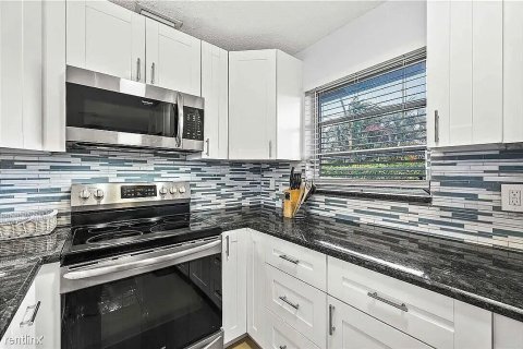 Appartement à louer à Fort Lauderdale, Floride: 1 chambre, 231.51 m2 № 2403782 - photo 9