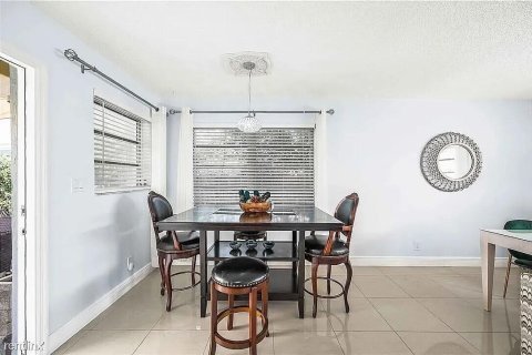 Appartement à louer à Fort Lauderdale, Floride: 1 chambre, 231.51 m2 № 2403782 - photo 15