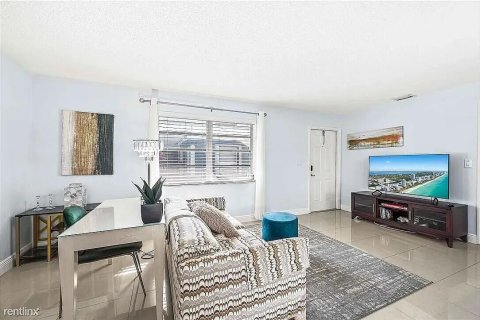 Appartement à louer à Fort Lauderdale, Floride: 1 chambre, 231.51 m2 № 2403782 - photo 3
