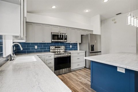 Villa ou maison à vendre à San Antonio, Floride: 3 chambres, 191.84 m2 № 2214023 - photo 11