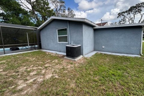 House in Spring Hill, Florida 3 bedrooms, 122.82 sq.m. № 1849759 - photo 4