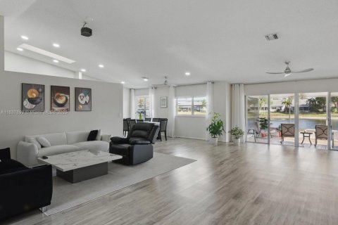 Villa ou maison à vendre à Lake Worth, Floride: 3 chambres, 190.54 m2 № 1823581 - photo 7