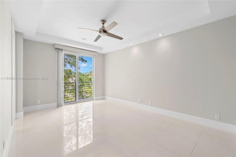 Townhouse in Fort Lauderdale, Florida 3 bedrooms, 196.95 sq.m. № 1857057 - photo 5