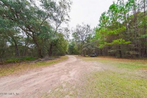 House in Palatka, Florida 2 bedrooms, 80.27 sq.m. № 766292