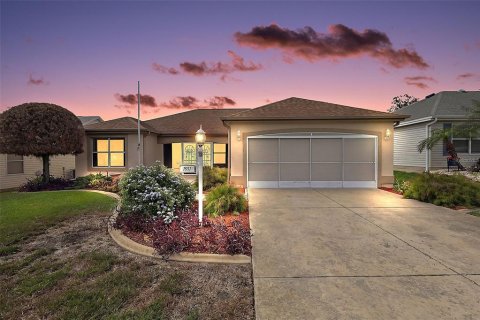 Casa en The Villages, Florida 3 dormitorios, 129.32 m2 № 2209416