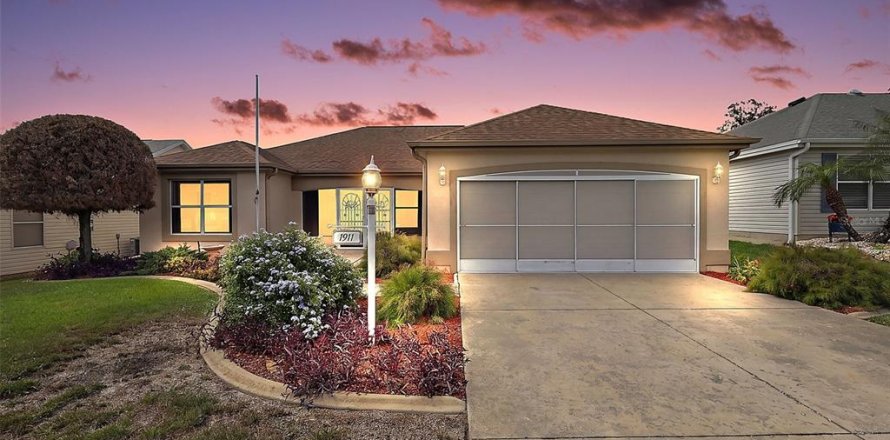 Casa en The Villages, Florida 3 dormitorios, 129.32 m2 № 2209416