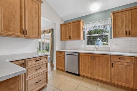 Casa en venta en The Villages, Florida, 3 dormitorios, 129.32 m2 № 2209416 - foto 8
