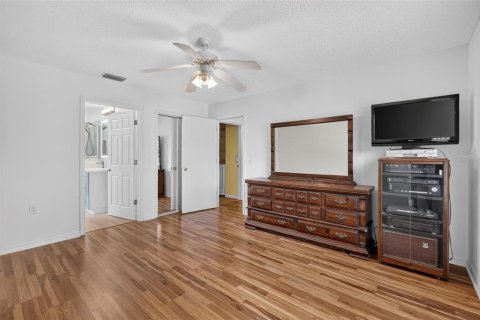 Casa en venta en The Villages, Florida, 3 dormitorios, 129.32 m2 № 2209416 - foto 17
