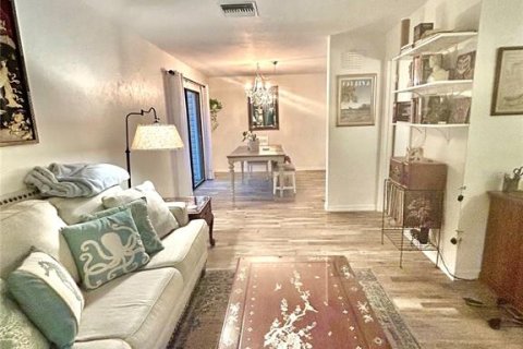 Condo in Ocala, Florida, 2 bedrooms  № 1831823 - photo 7