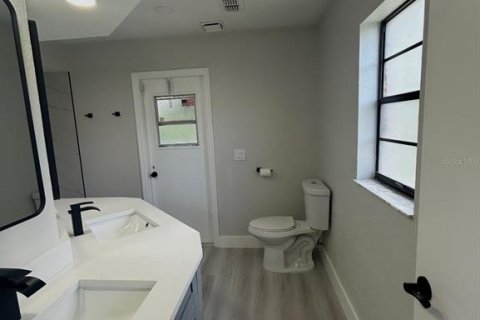 House in Spring Hill, Florida 3 bedrooms, 138.89 sq.m. № 2095527 - photo 14