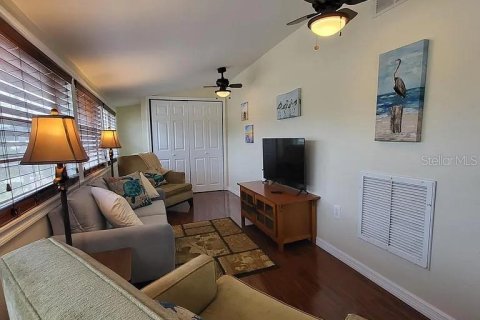 Appartement à louer à Tarpon Springs, Floride: 3 chambres, 205.96 m2 № 2415579 - photo 8
