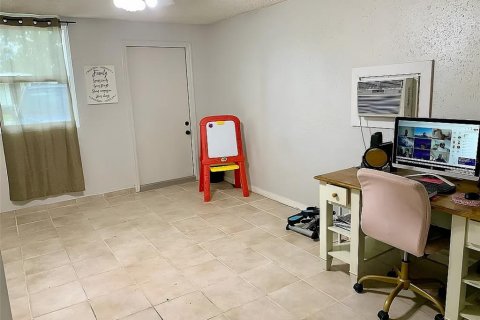 Купить виллу или дом в Орландо, Флорида 4 комнаты, 103.49м2, № 2314406 - фото 11
