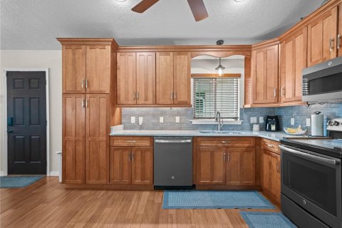 House in Babson Park, Florida 3 bedrooms, 131.64 sq.m. № 1908124 - photo 12