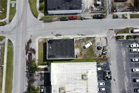 Купить коммерческую недвижимость в Хомстед, Флорида № 1935441 - фото 26