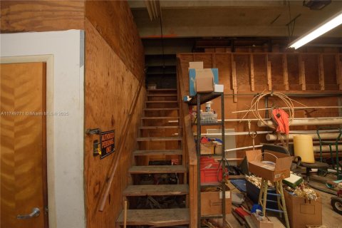 Купить коммерческую недвижимость в Хомстед, Флорида № 1935441 - фото 6