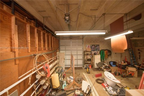 Купить коммерческую недвижимость в Хомстед, Флорида № 1935441 - фото 10