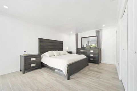 Villa ou maison à louer à Royal Palm Beach, Floride: 3 chambres, 154.4 m2 № 2338410 - photo 17