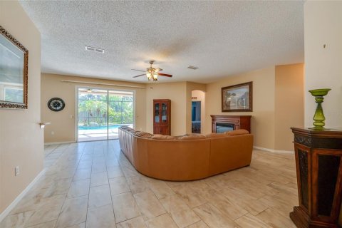 House in Edgewater, Florida 4 bedrooms, 208.38 sq.m. № 1888463 - photo 23