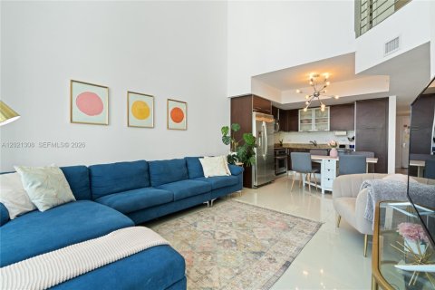 Condominio en venta en Miami, Florida, 2 dormitorios, 140.28 m2 № 2078354 - foto 10