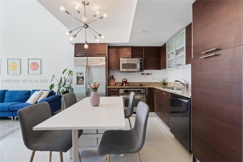 Condominio en venta en Miami, Florida, 2 dormitorios, 140.28 m2 № 2078354 - foto 6